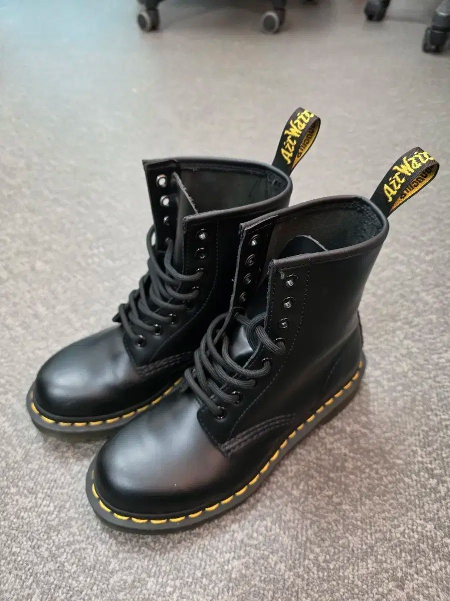 220 DR. MARTENS ドクターマーチン 1460 8 ホール ウォーカー