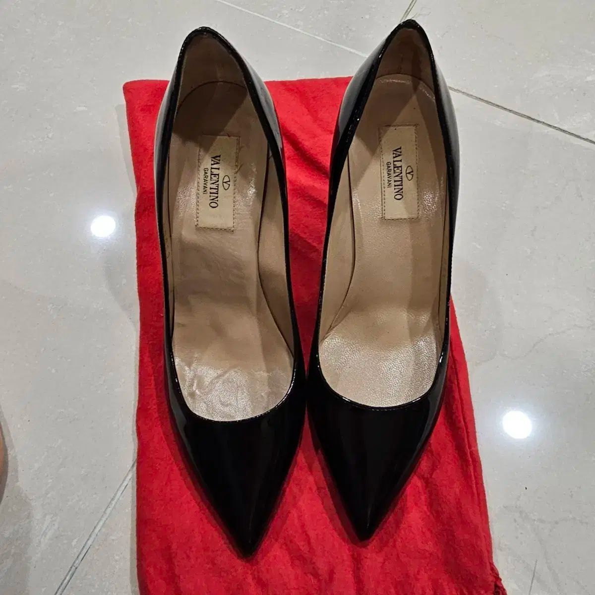 VALENTINO ヴァレンティノ スタッズパンプス ハイヒール ブラック 37