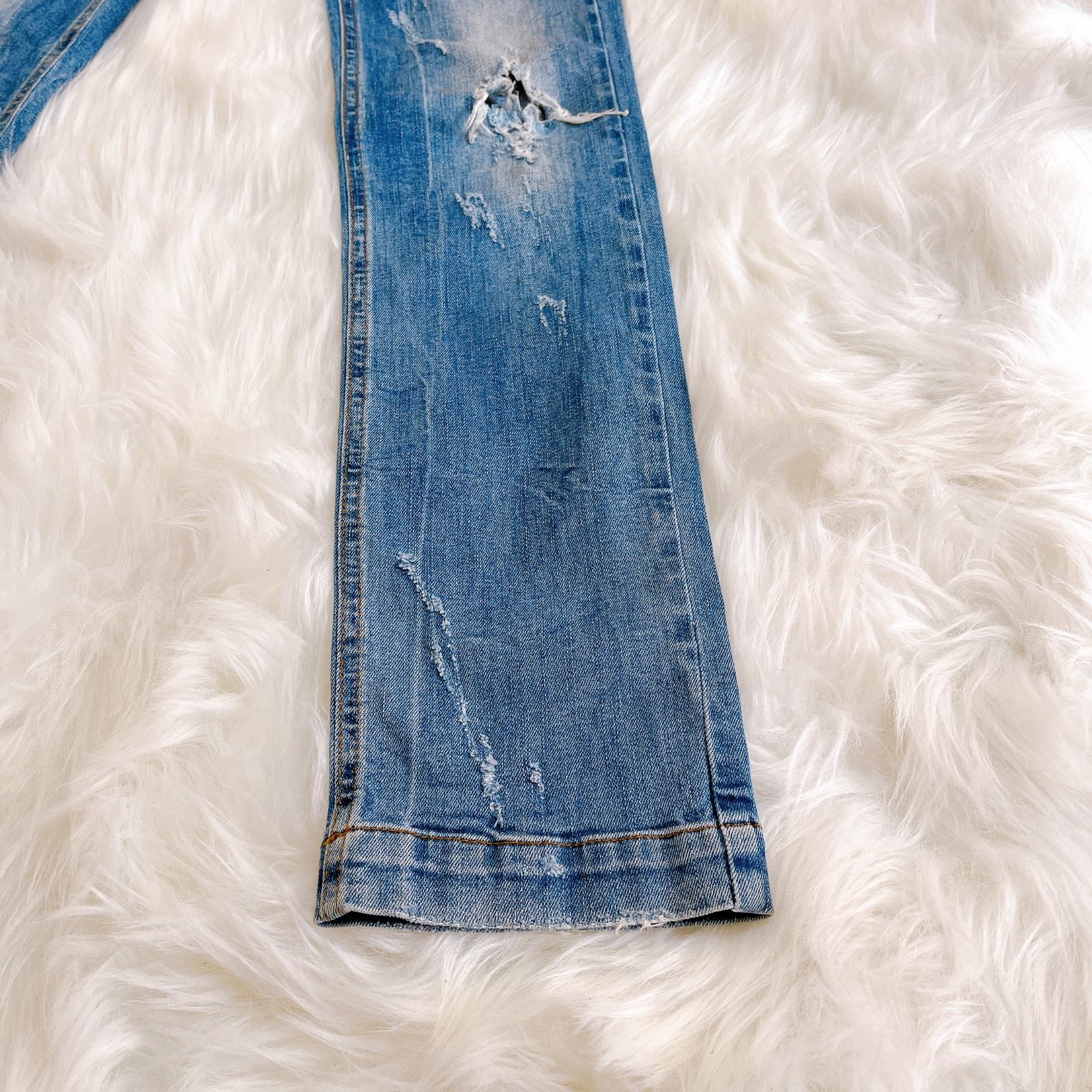 ダメージ加工 デニム