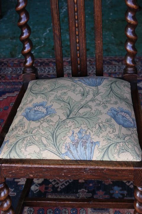 アンティークチェア