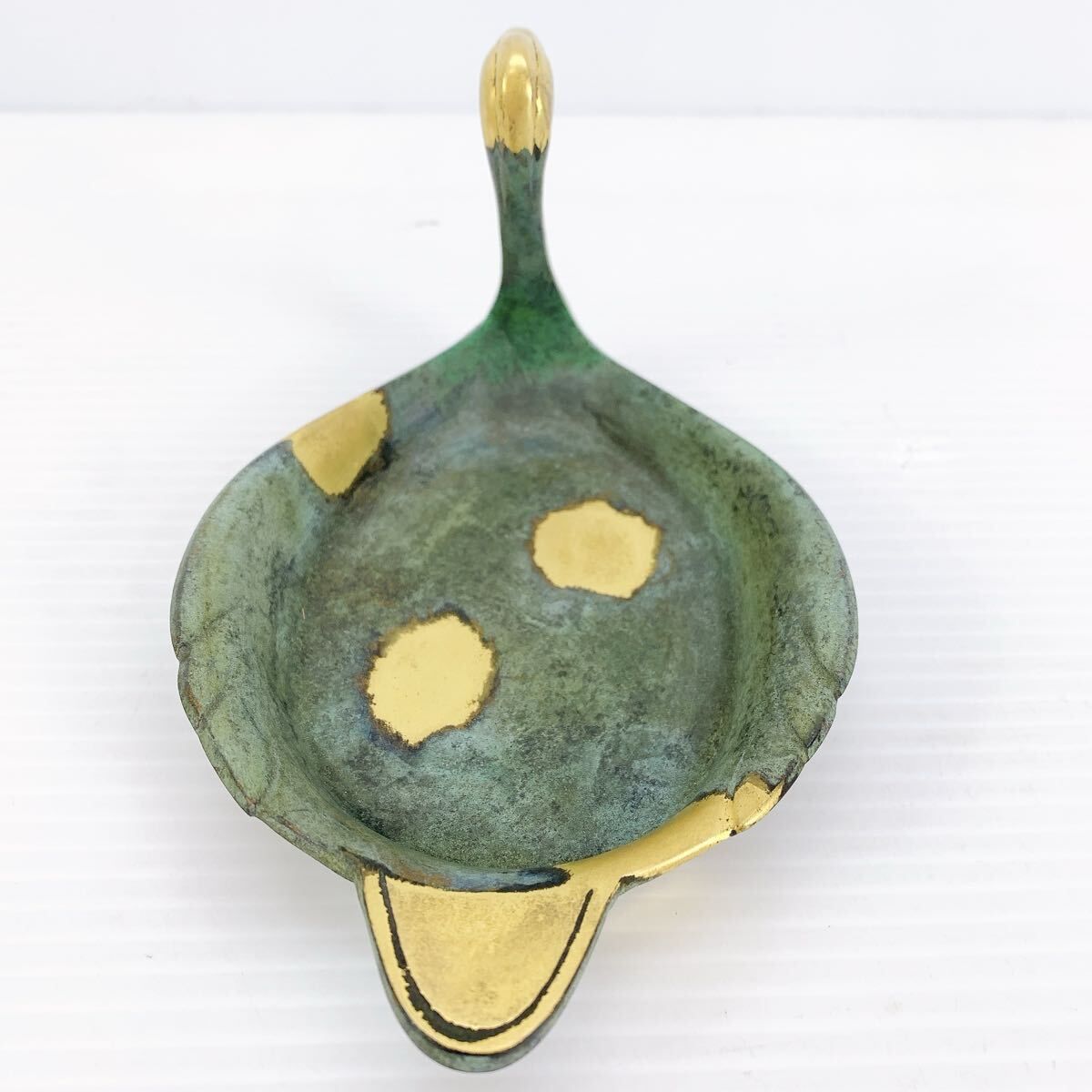 塗金銅床置 瑞鳥