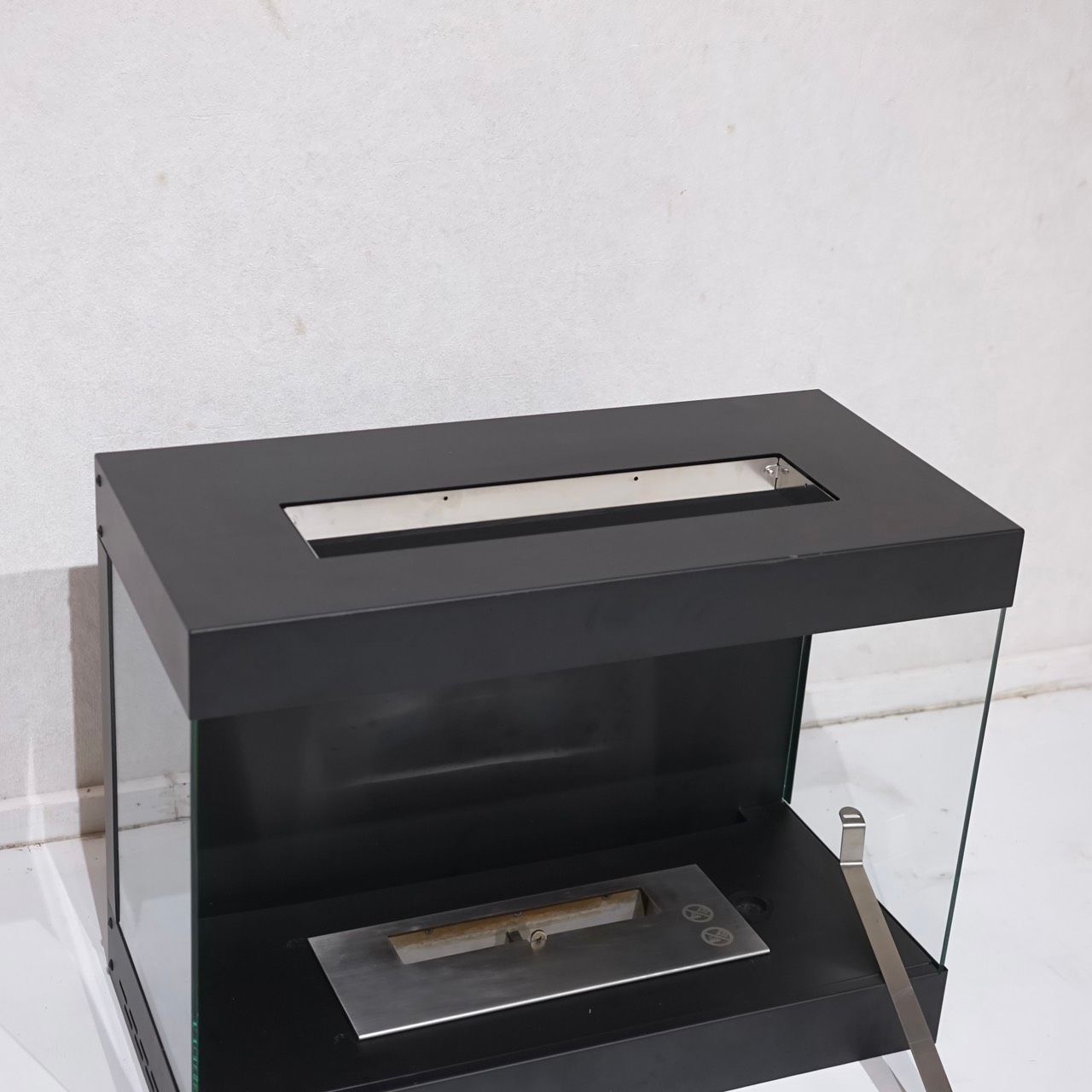 ブラック モダン