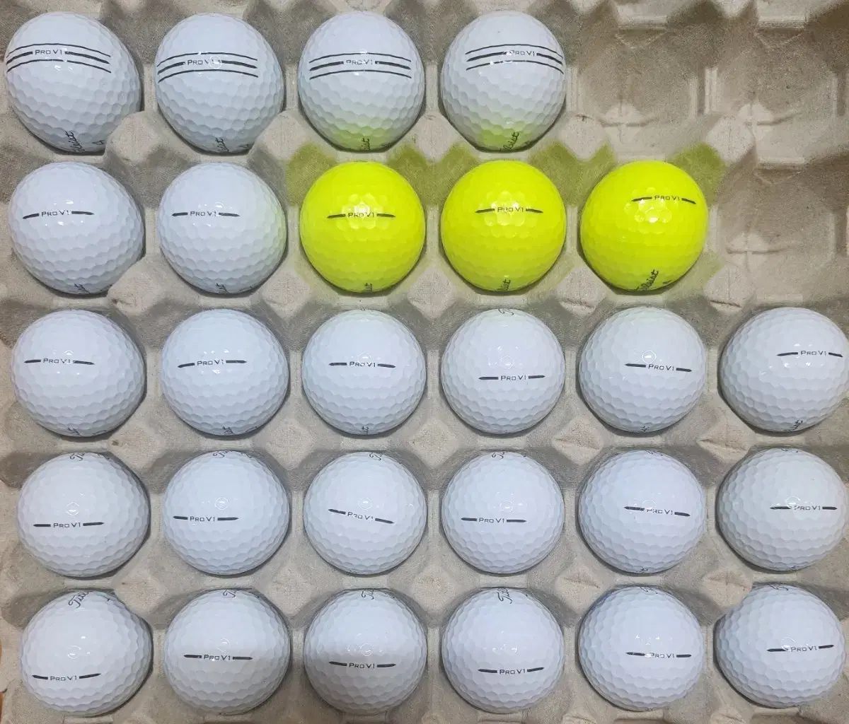 最新バージョン A 級 タイトリスト PROV1 V1X ロストボール