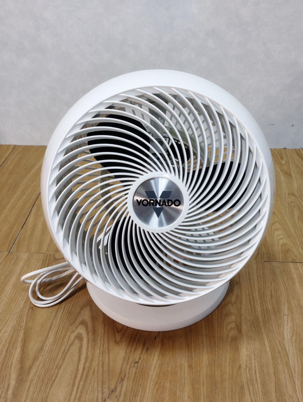 Y 296 VORNADO ボルネード サーキュレーター 660-JP モダンホワイト
