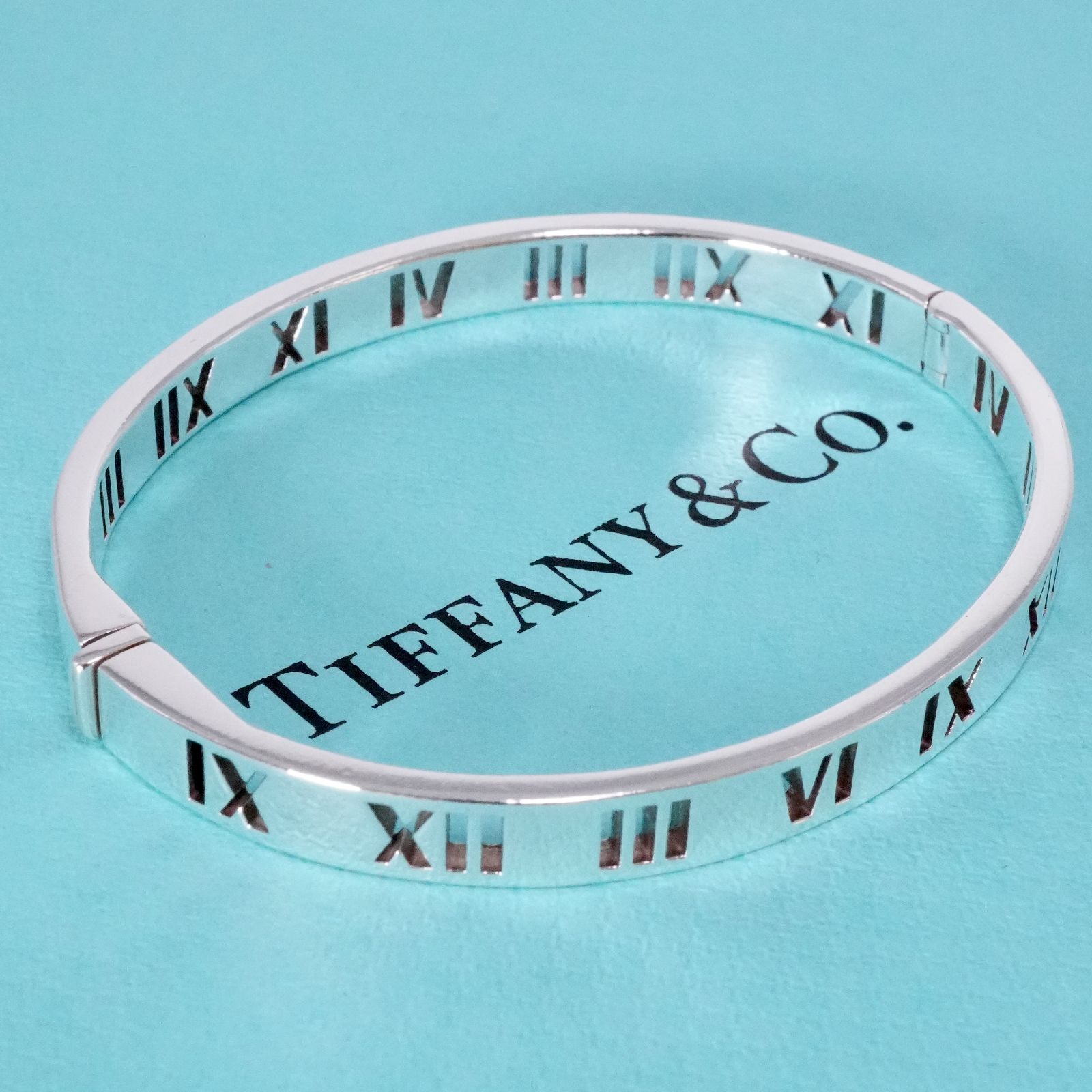 ティファニー ピアスドアトラス