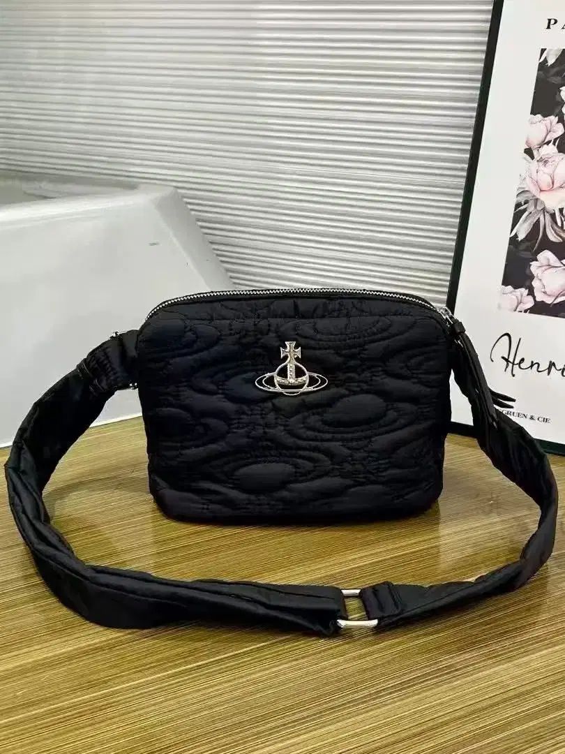 キルティング素材 クロスバッグ