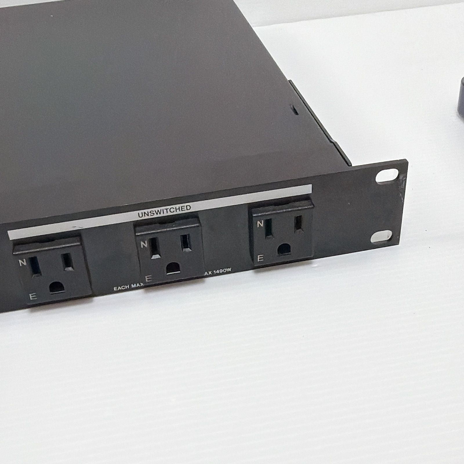 AV-P250 パワーディストリビューター