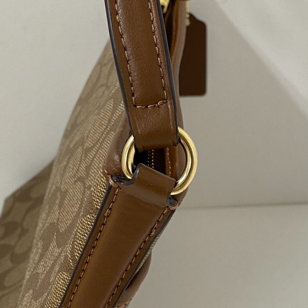 シグネチャー PVC