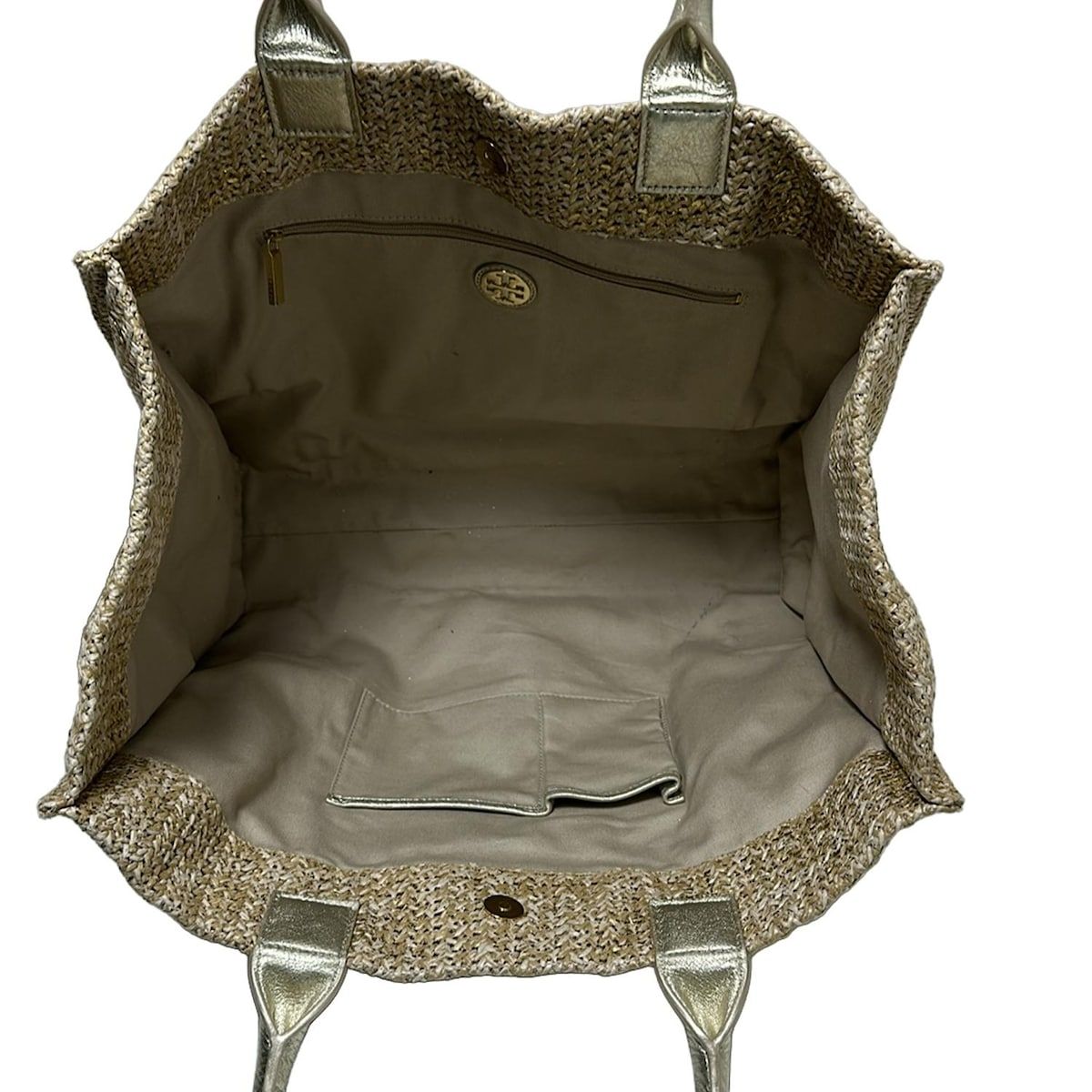 - ベージュ×ゴールド