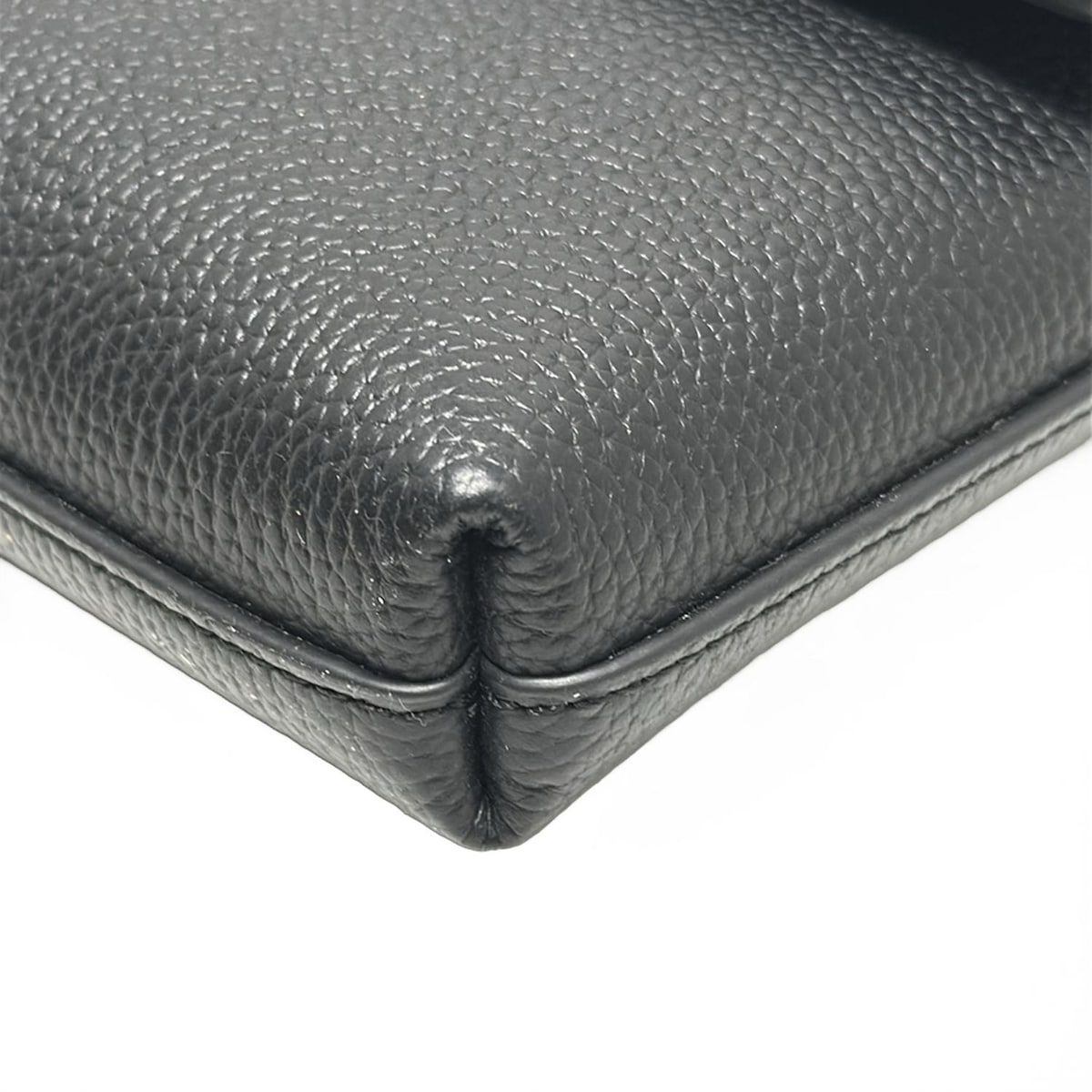 ショルダーバッグ