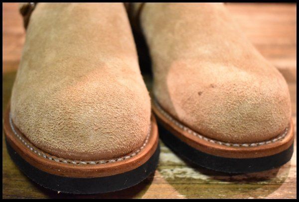 タン ブルハイド