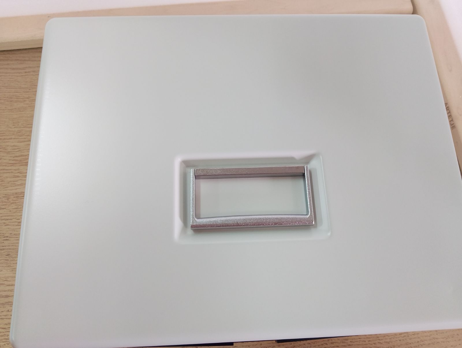 コクヨ 手提げ金庫