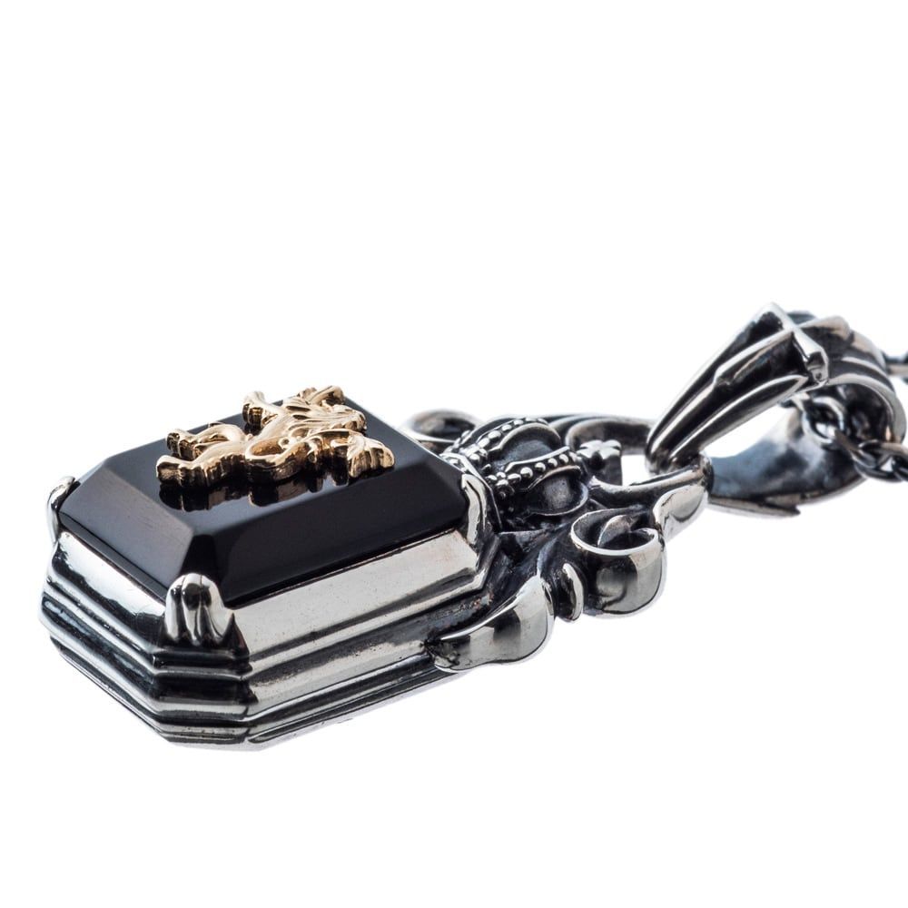 10金ライオンペンダント