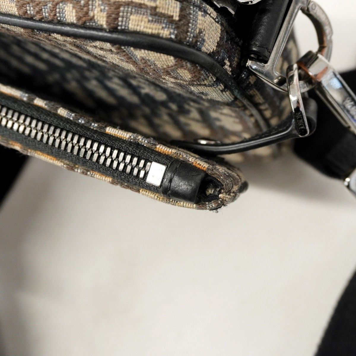 5me6161-h】クリスチャンディオール ショルダーバッグ オブリーク  