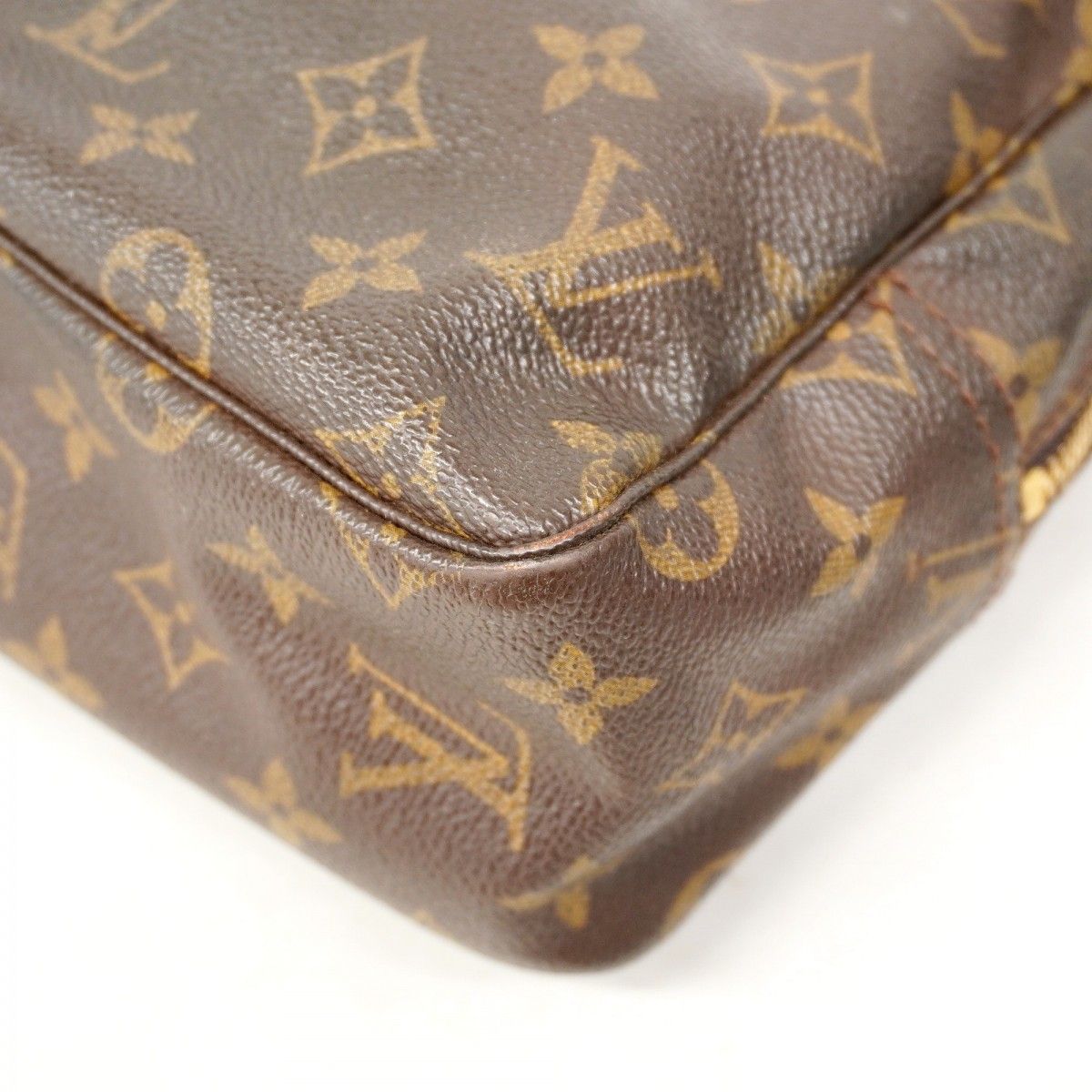 ポーチ モノグラム