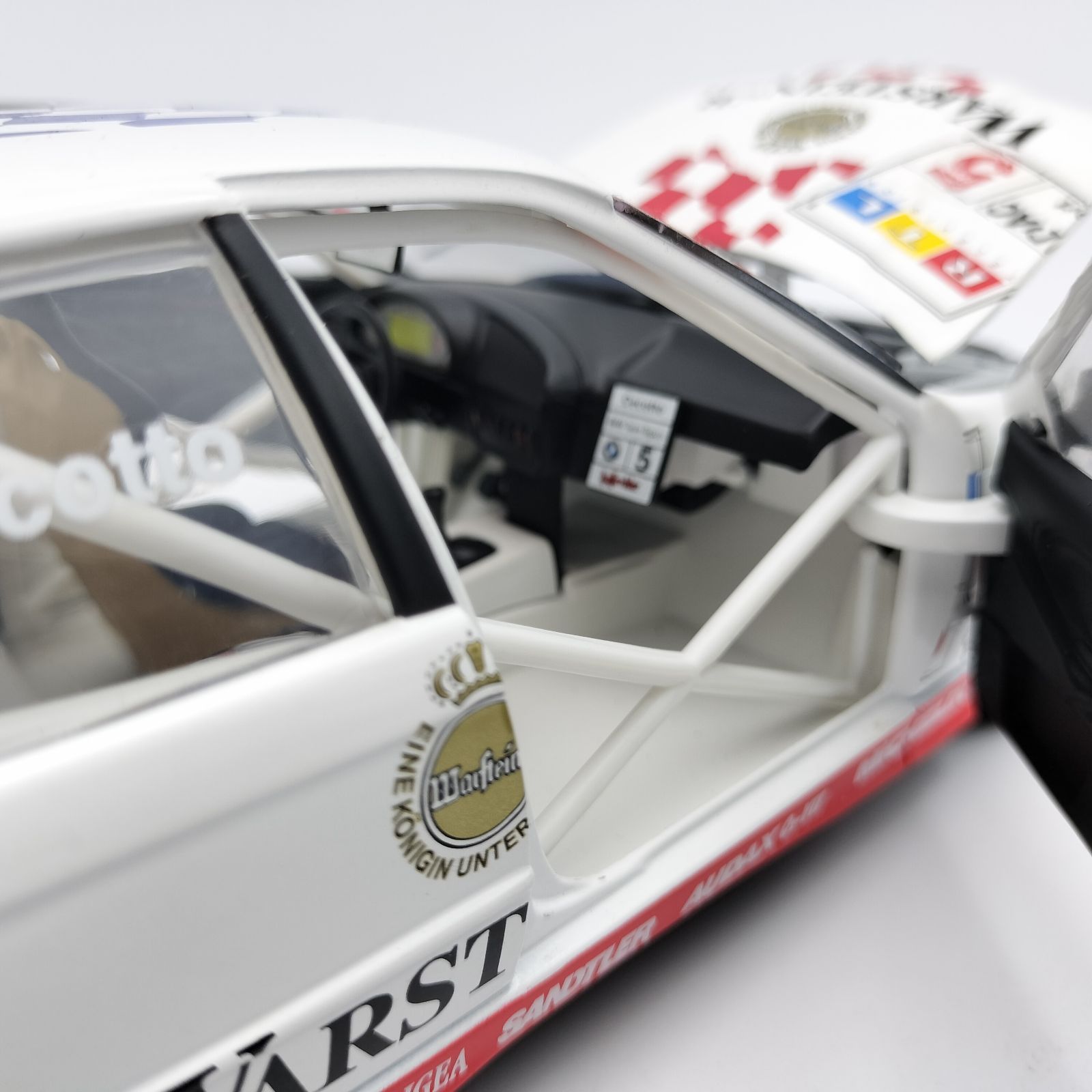 メタル ミニカー