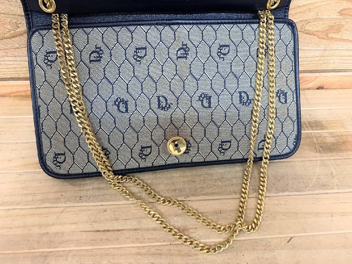 クラッチバッグ ゴールドチェーン