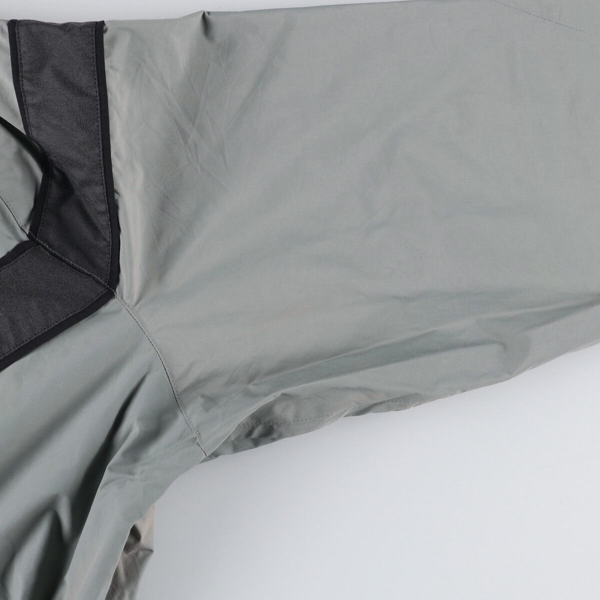 トレーニングジャケット ナイロンジャケット