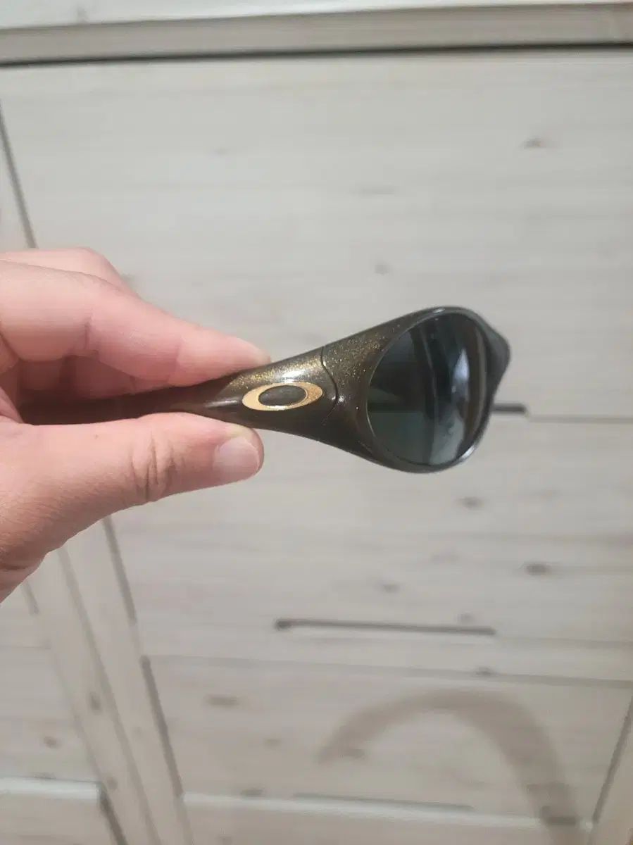 オークリー トレンチコート サングラス (1995) - メルカリ
