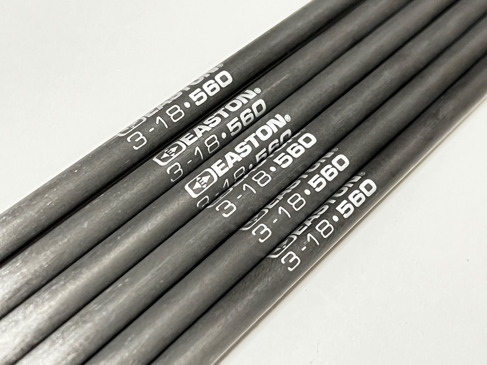 弓道 イーストン AC 3-18 560 オーダー矢
