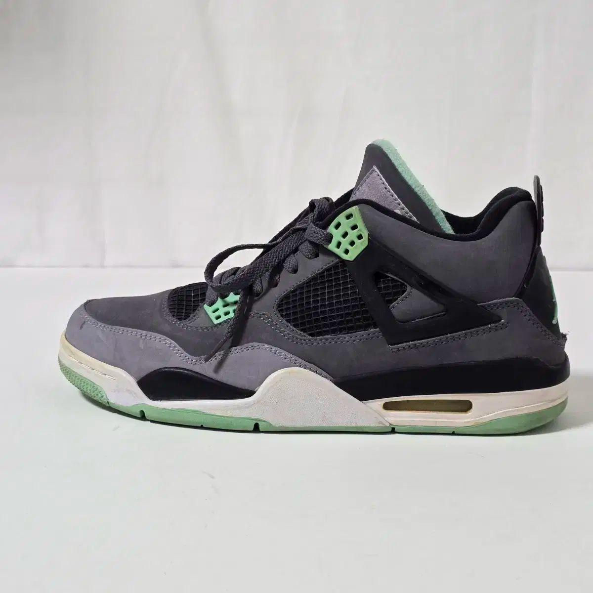 ナイキ エア ジョーダン 4 レトロ グリーン グロー 285 0908