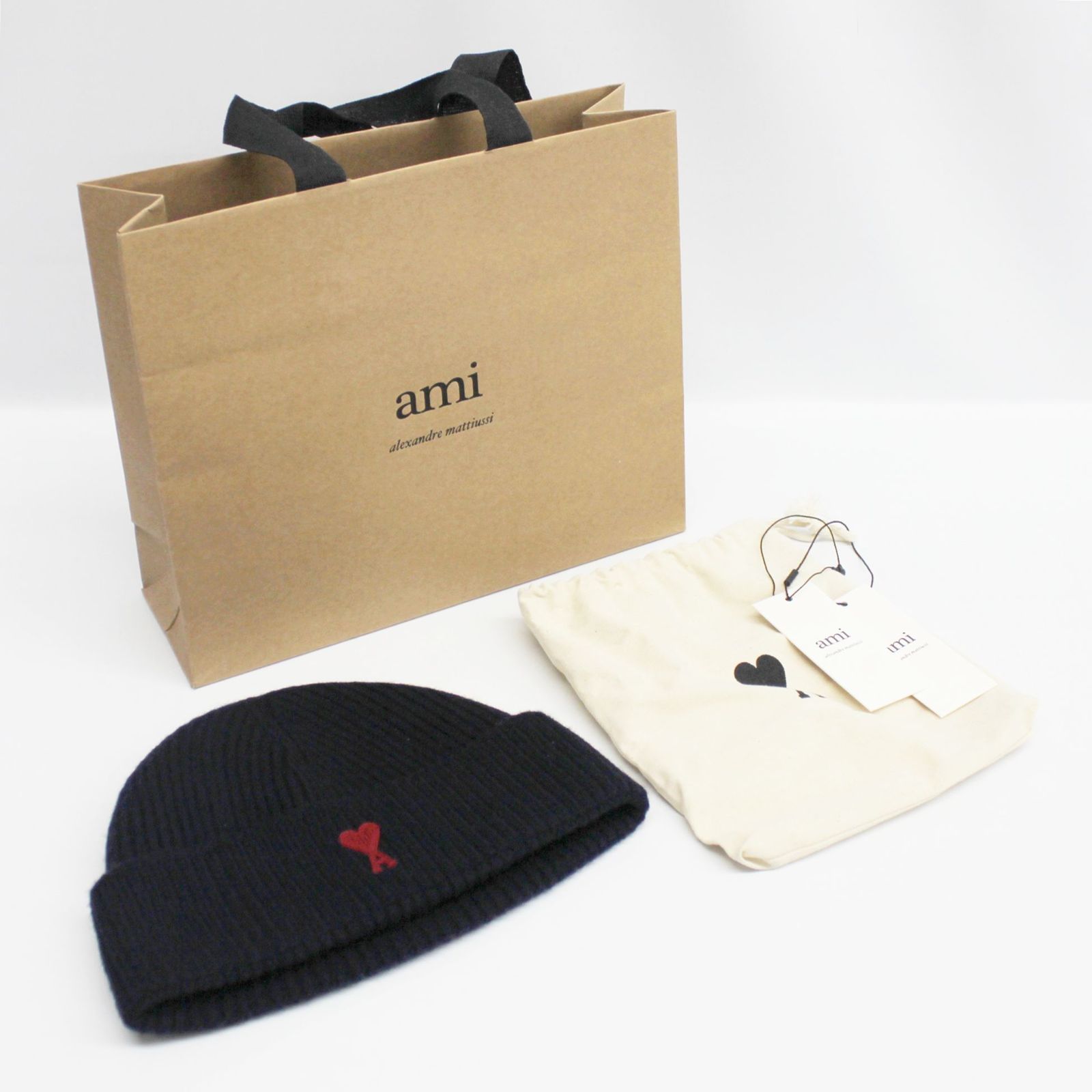 AMI Alexandre Mattiussi LOGO BEANIE CAP NAVY RED UHA106.018