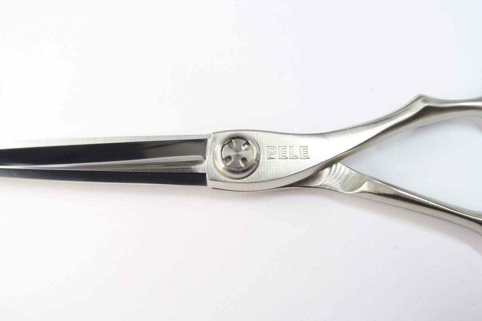 トギノン TOGINON