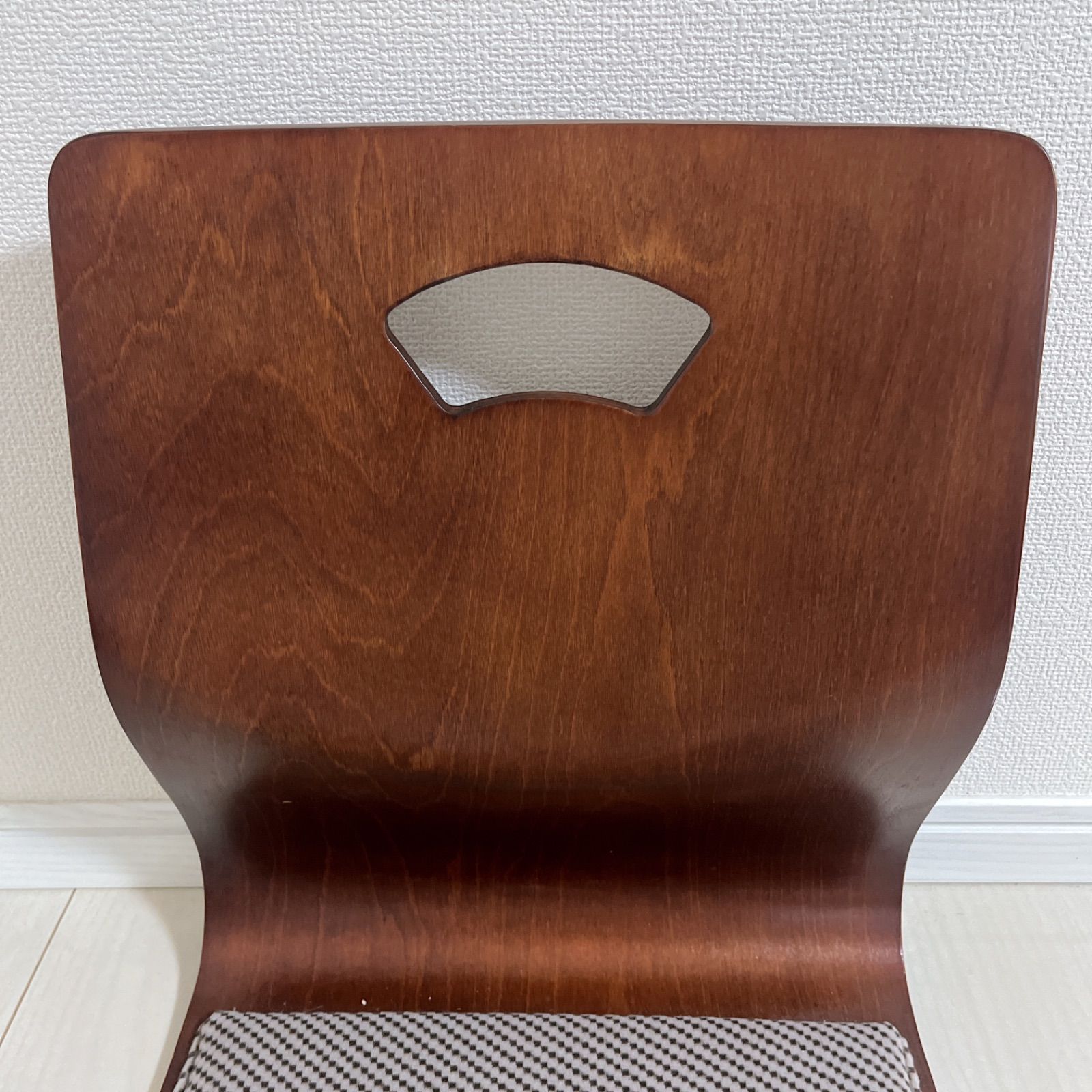 光製作所 座椅子4脚セット 曲がり木製 クッション付き 和風 座敷 旅館 HIKARI 居酒屋 MARWIL-DEMENAGEMENTS_CH