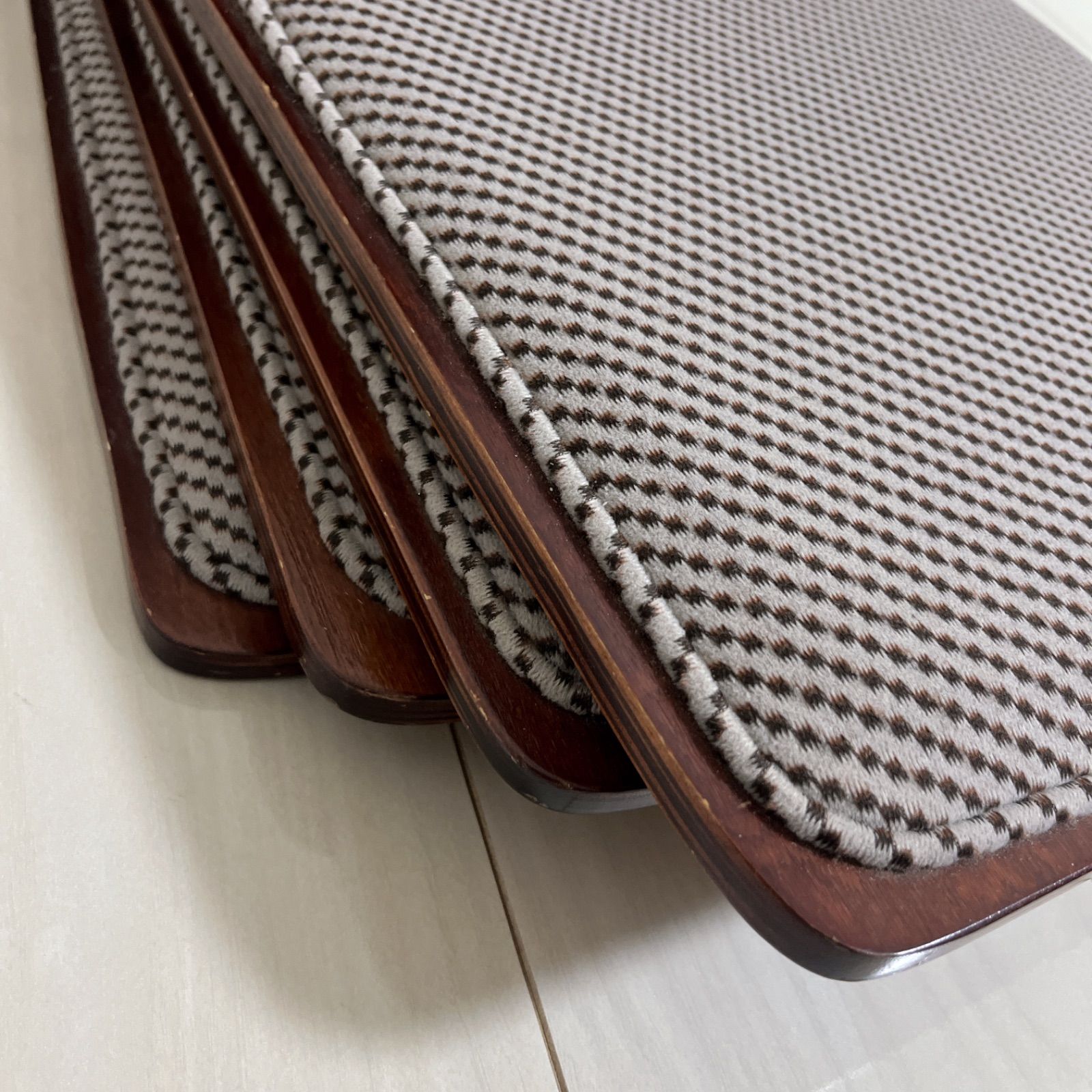 座椅子4脚セット 曲がり木製