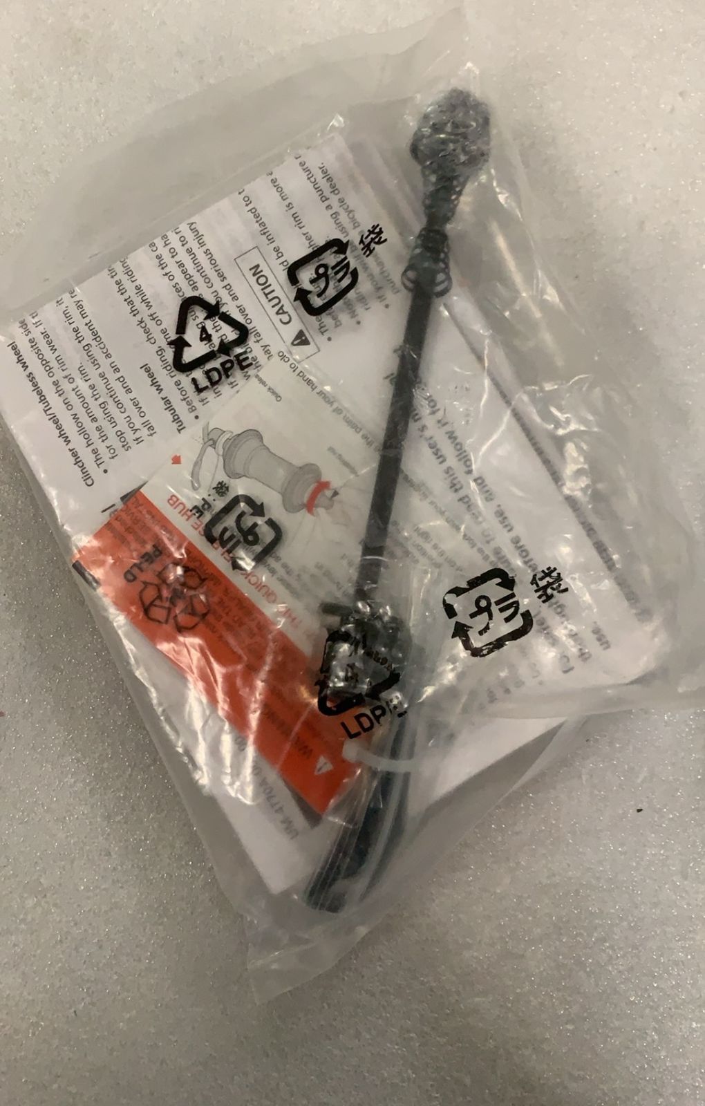 シマノ SHIMANO ロードホイール WH-R501 フロント --523933 4524667587385