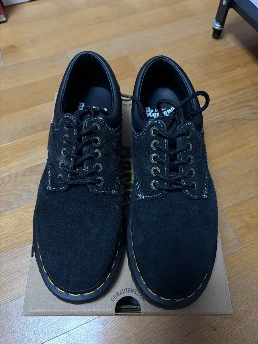 270 DR. MARTENS ドクターマーチン 8053 スウェード