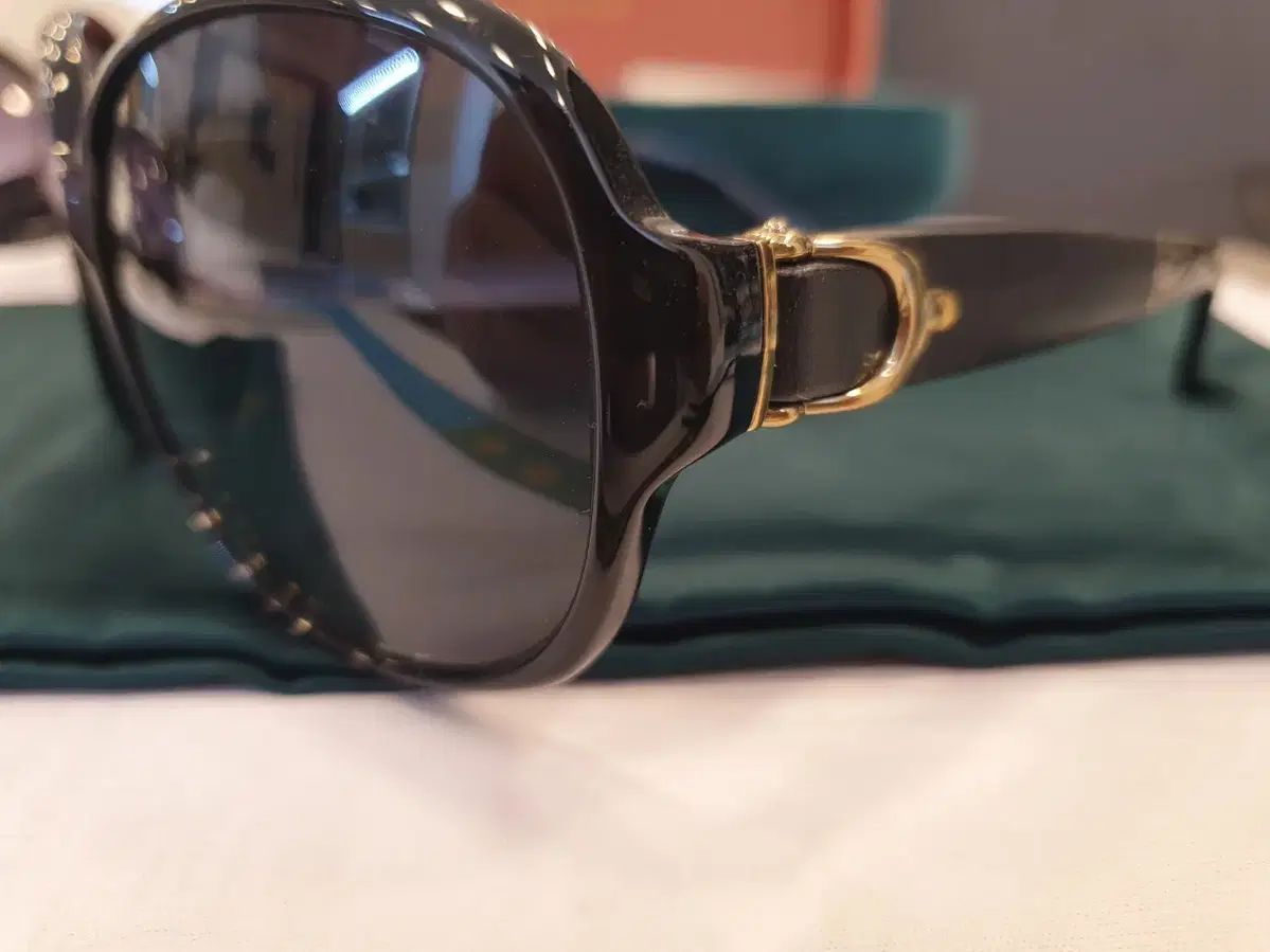 ブランド グッチ サングラス 商品