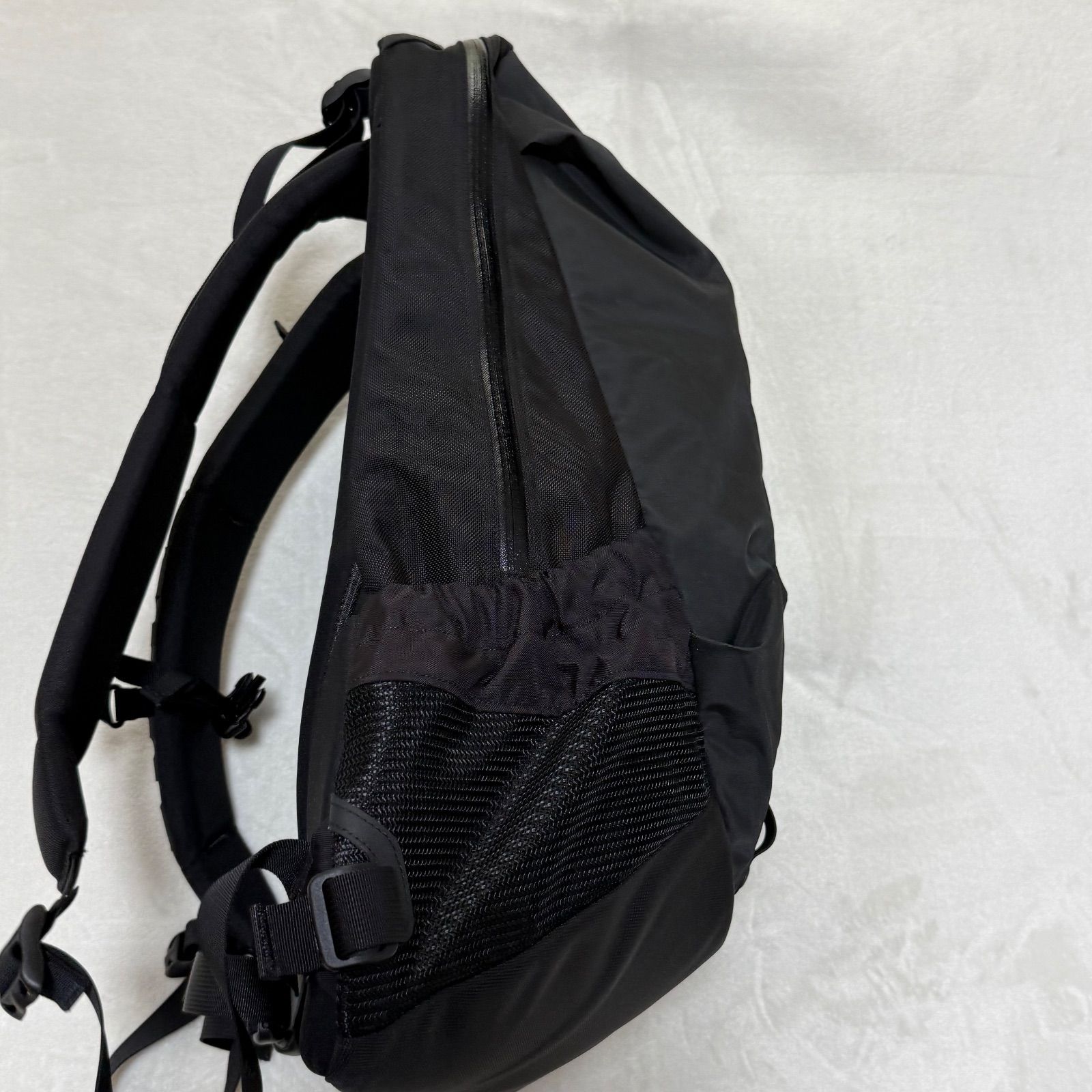 アークテリクス アロー22