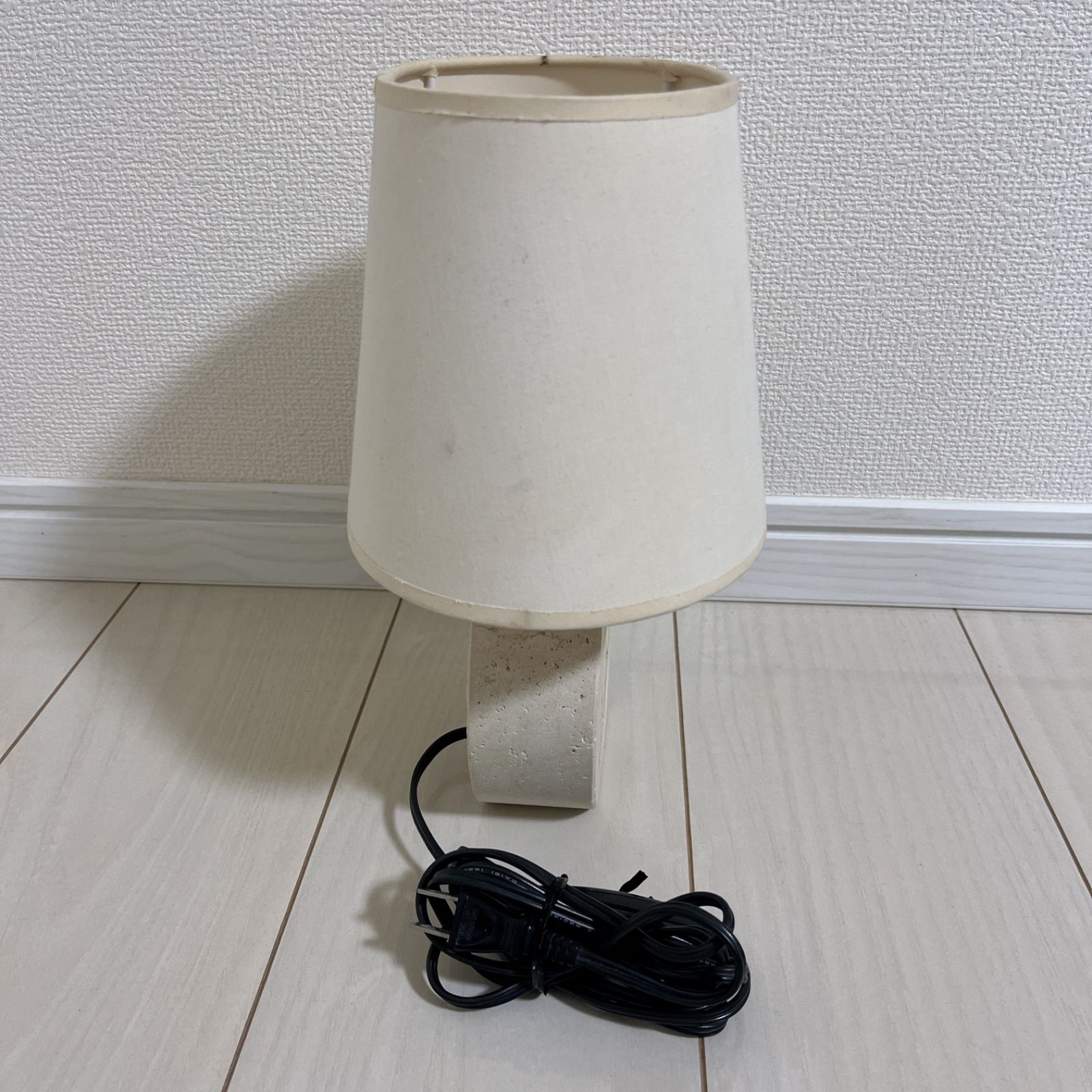 アンティーク テーブルランプ スタイルフランス株式会社 切り替えスイッチ付き かたつむり アンモナイト シェル NEXPOTALLINN_EU