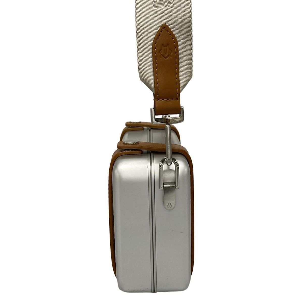 クロスボディバッグ