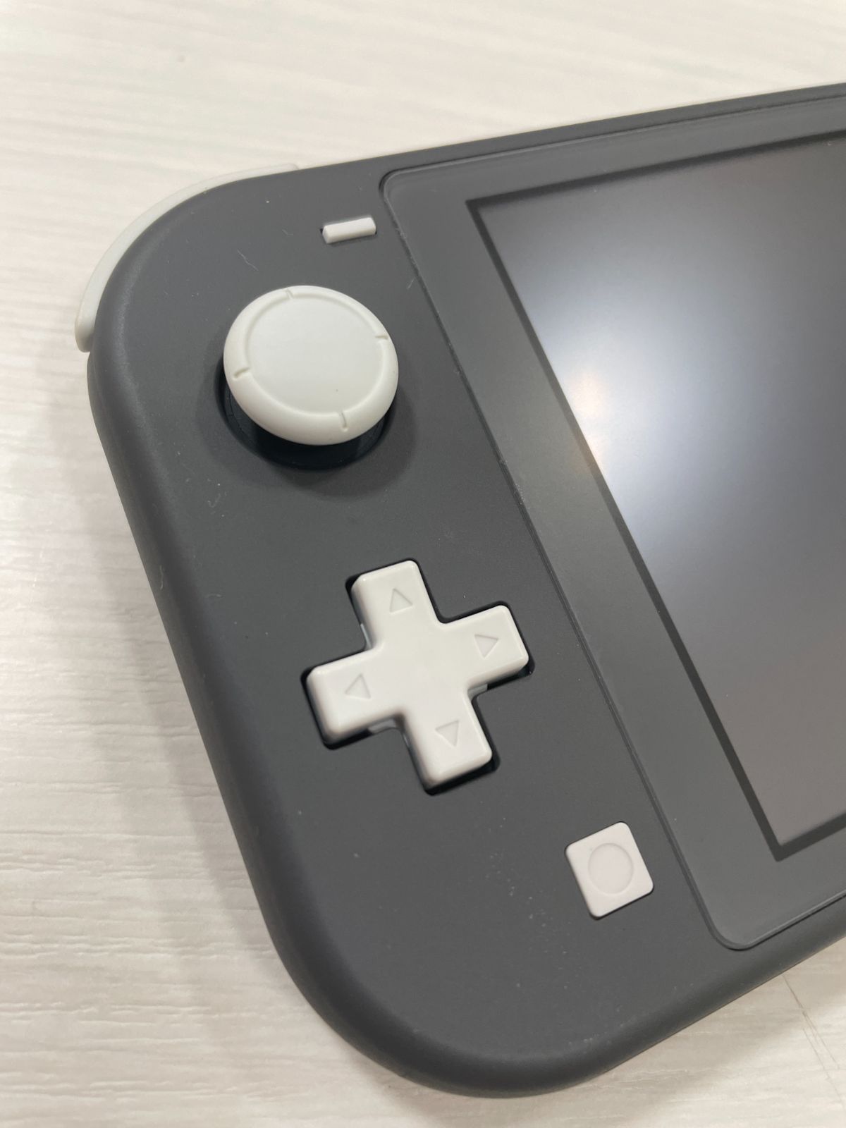 管理番号-P 任天堂Switch Lite 任天堂スイッチライト グレー 本体 ラバーケース ハードケース付 み 現状品