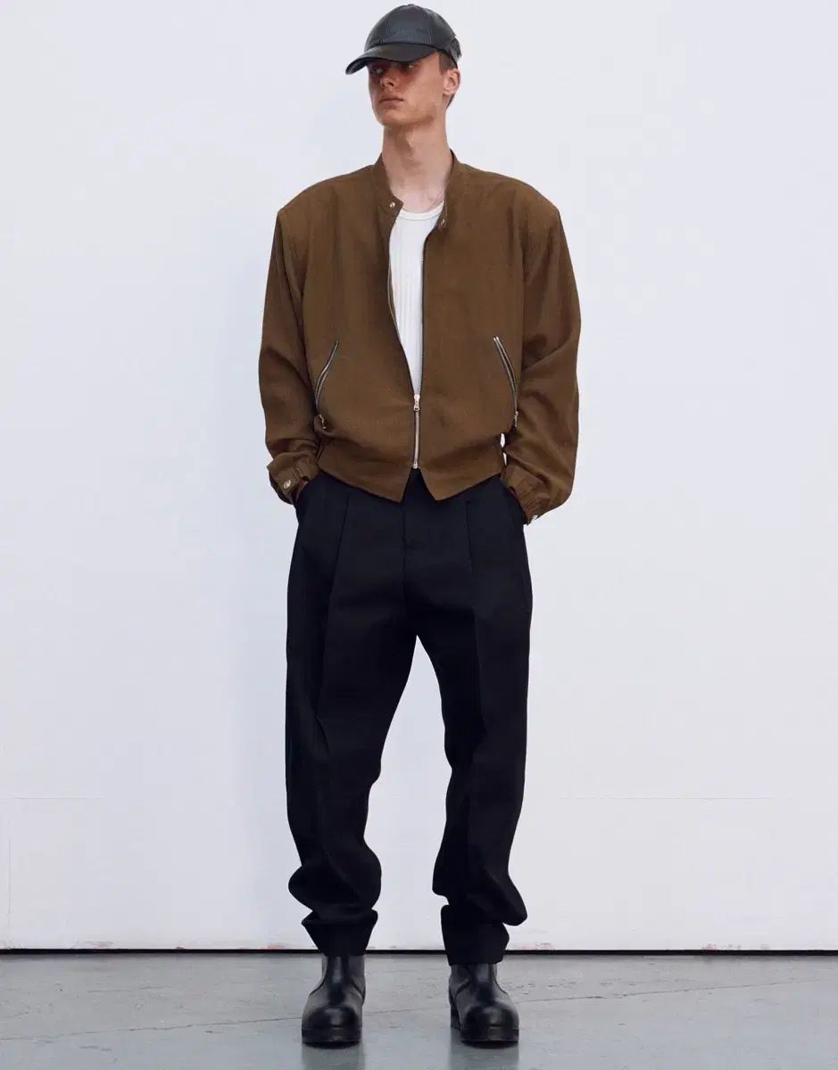 レクト ドリルド タック コットン パンツ M