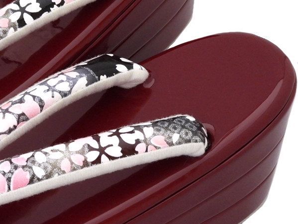 着物美人 み 草履 厚底 ハイヒール 振袖草履 訪問着草履 振袖 訪問着 色無地 成人式 結婚式 入学式 卒業式 お宮参り 草履赤 厚底草履 ハイヒール草履 大人 女性 M 22 5 23 エンジ 桜 363401