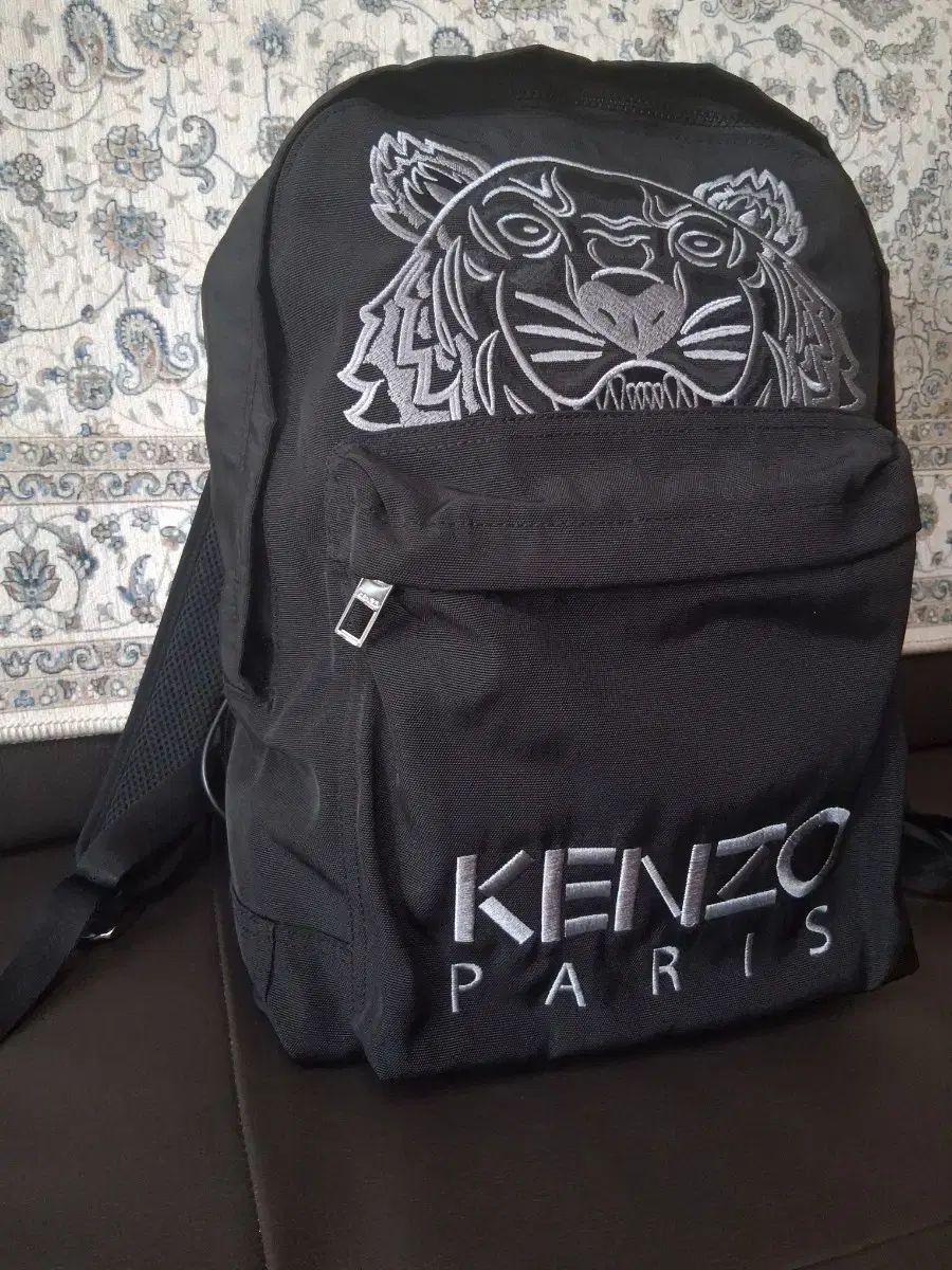 KENZO ケンゾー ブラック タイガー バックパック
