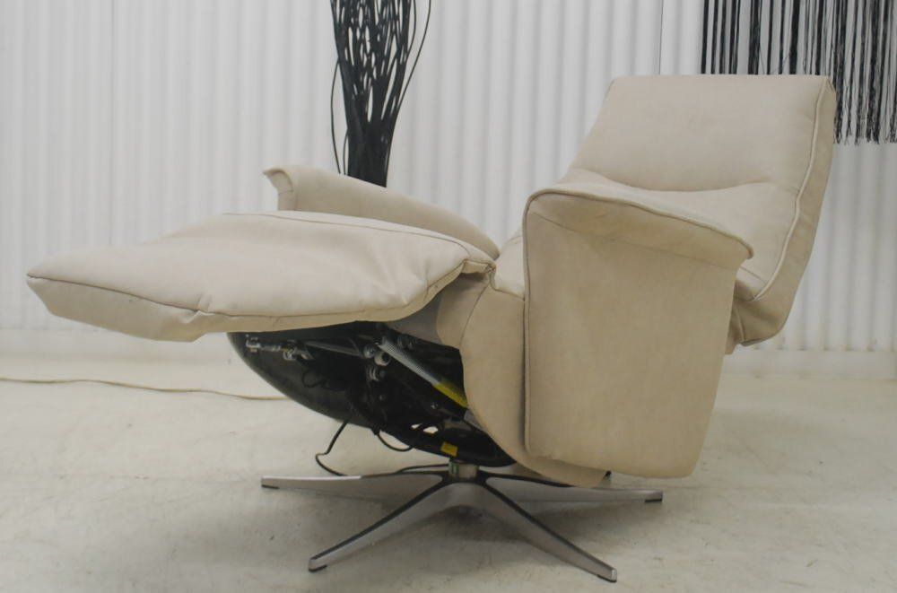 アウトレット 現品限り 一部 大 電動リクライナーソファー 一人かけ シングルソファー ベージュ系 250516-エレノア