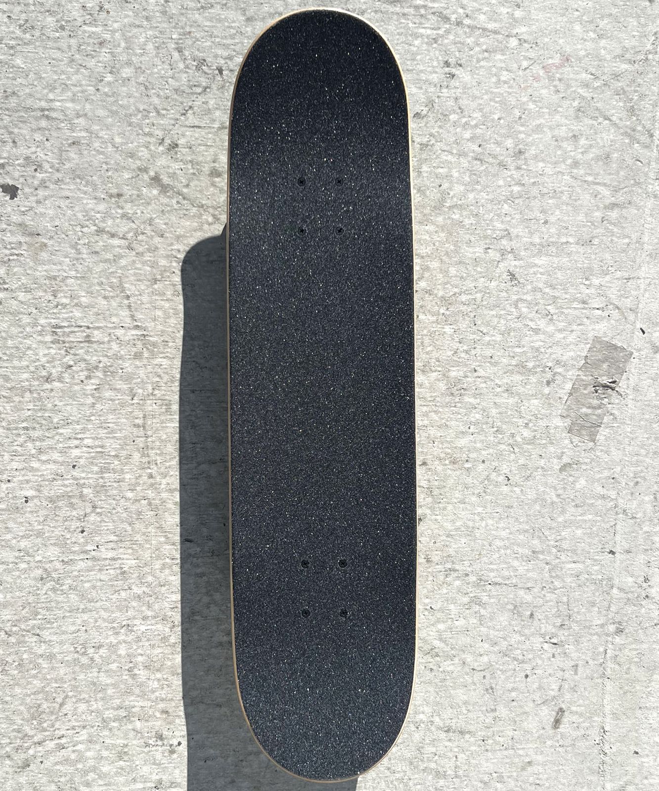 ムラスポ公式 スケートボード コンプリートセット ANTIHERO アンチヒーロー CLASSIC EAGLE LG 8.0inch KK K24