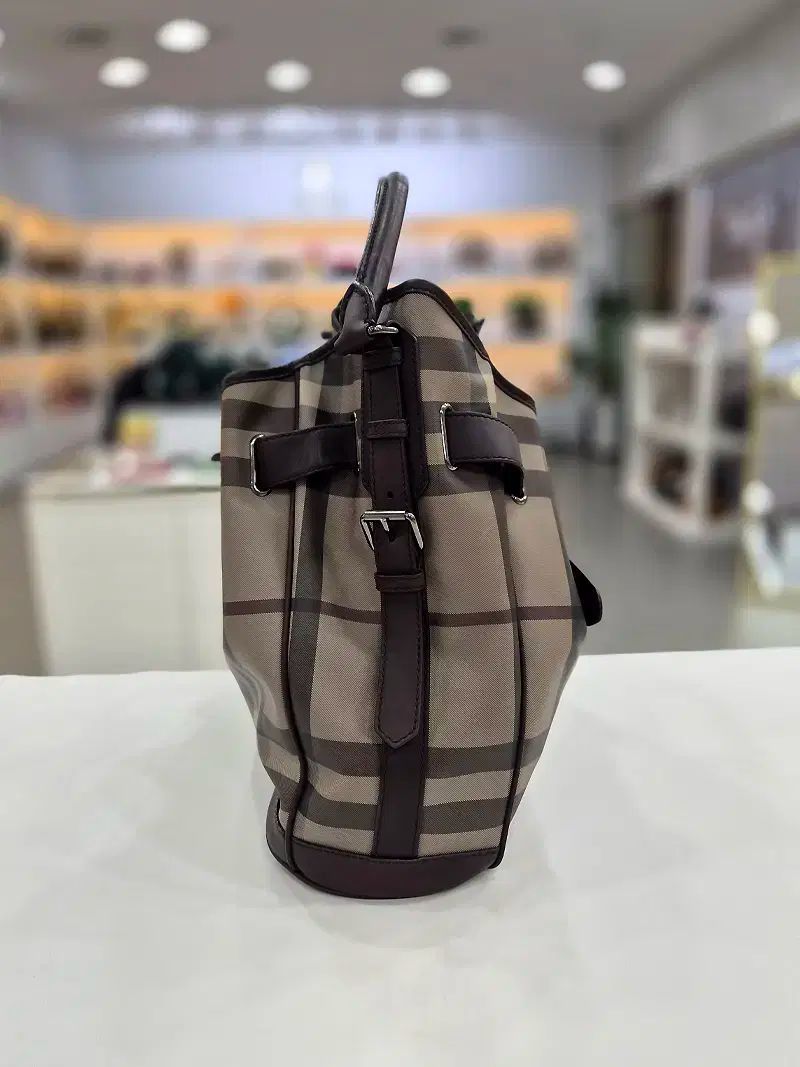 ショルダーバッグ