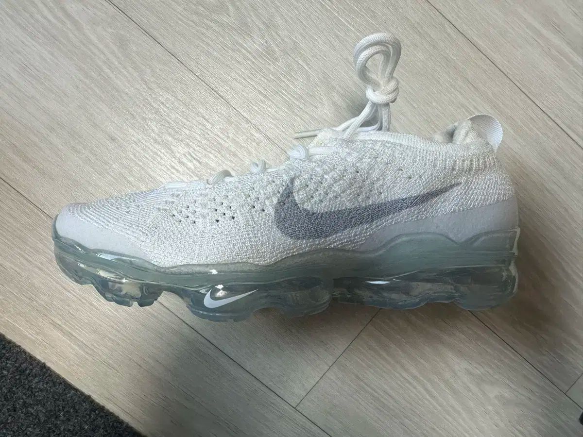 NIKE ナイキ エアマックス ヴェイパーマックス 白 240 夏コーデ スニーカー 