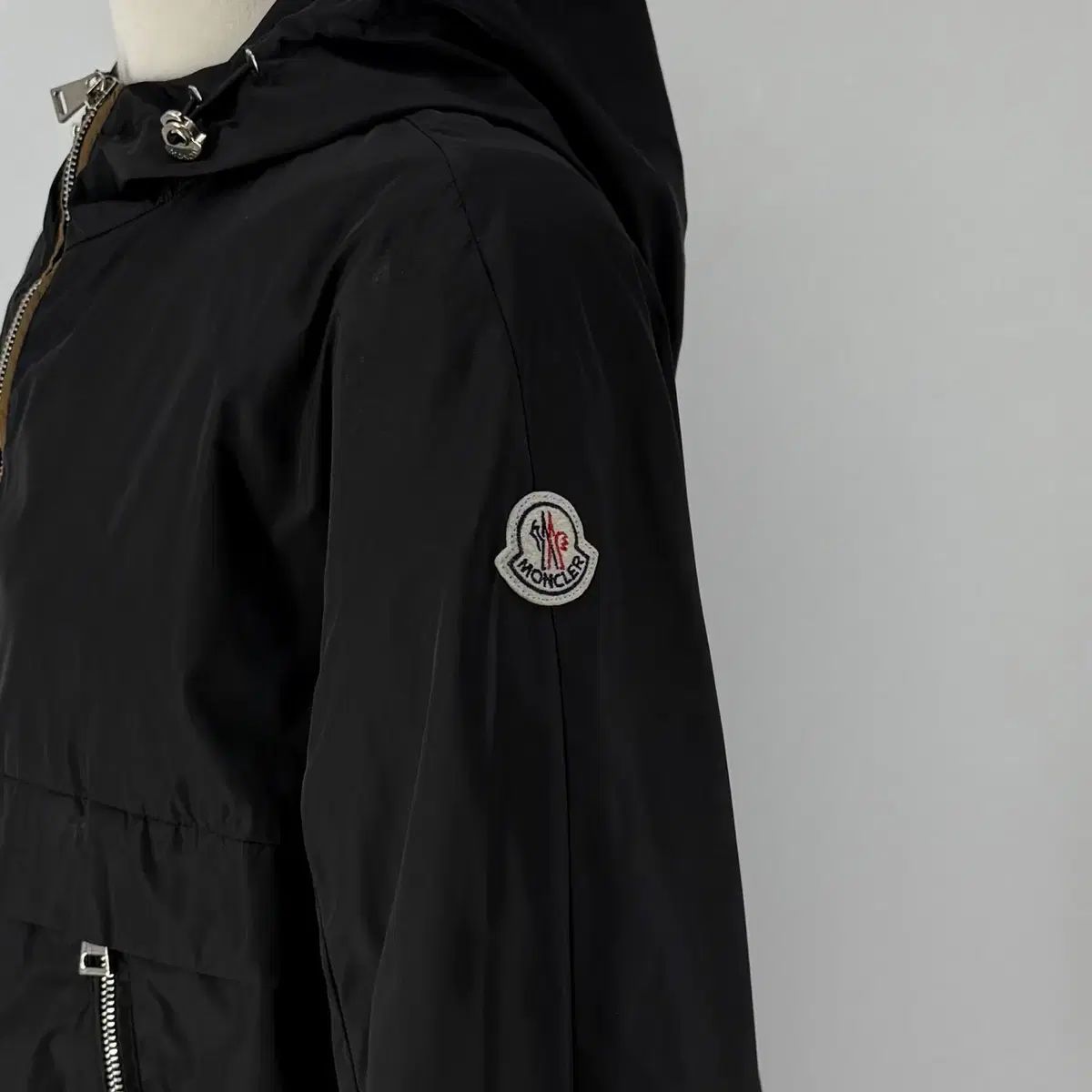 MONCLER モンクレール
