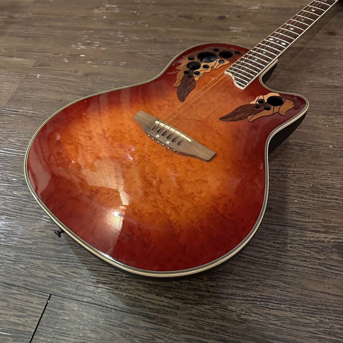 Ovation CC257 Electric Acoustic Guitar ハードケース付き アコースティックギター オベーション