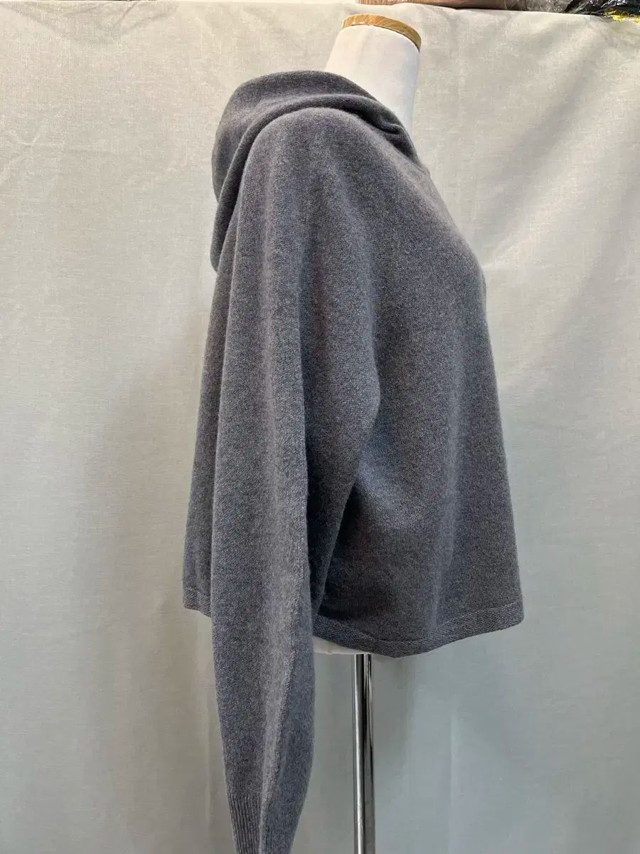 カシミア フードTシャツ