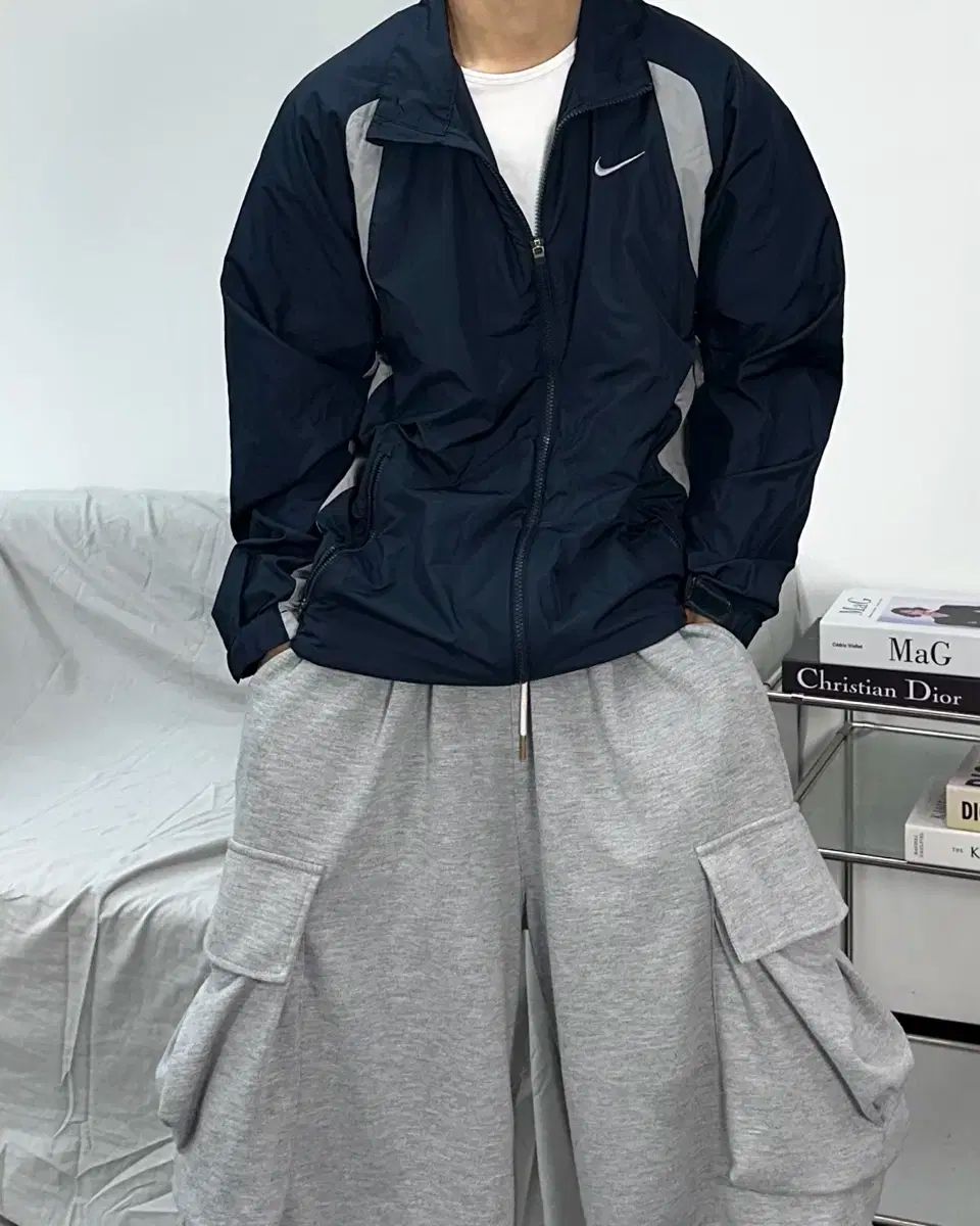 ナイキ 00s スウッシュ バイ ウィンドブレーカー L