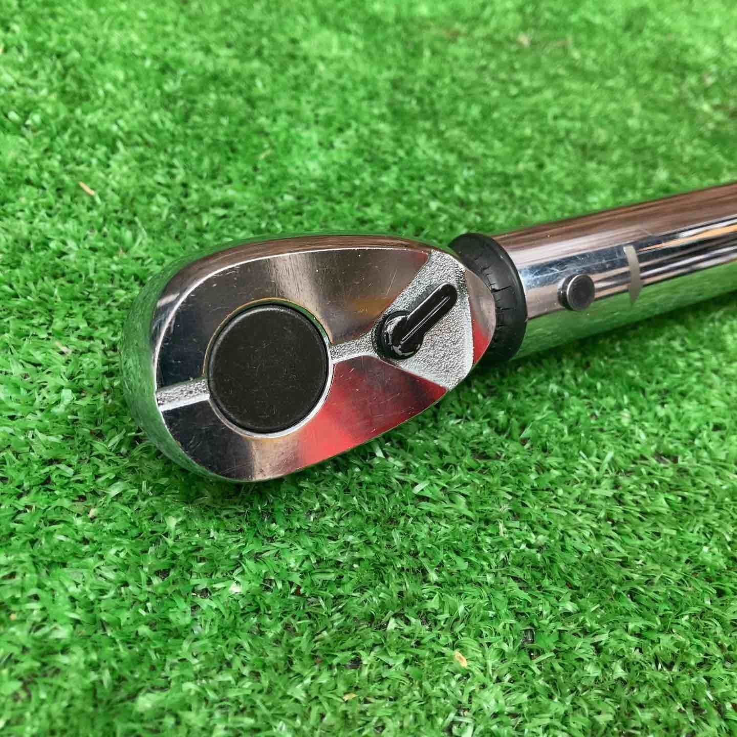 KTC 京都機械工具 12.7sq.プレセット型トルクレンチGW300-04 60 300Nm 川越店 BRIGHTFACE_UK