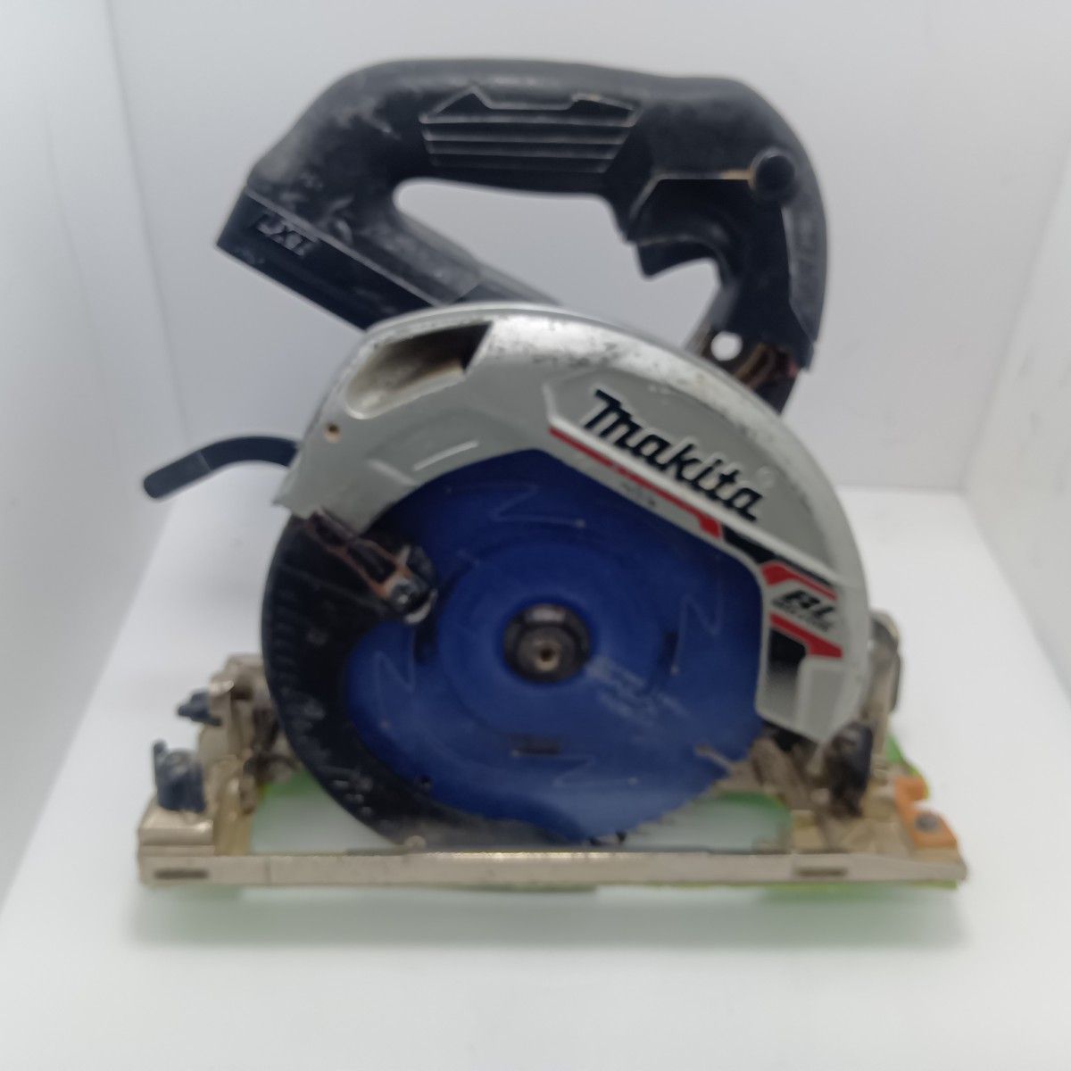 MAKITA マキタ 丸のこ 本体のみ HS631D ブラック