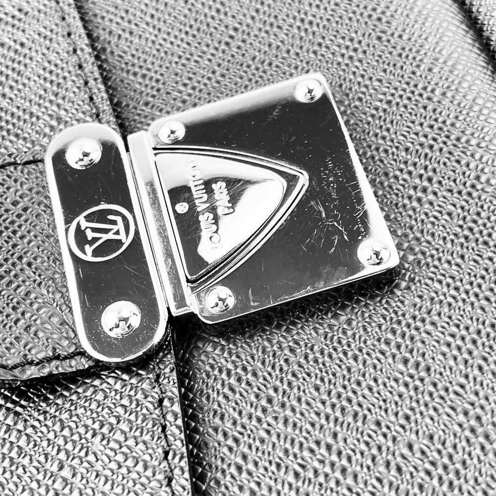 ルイヴィトン ベライア クラッチ セカンド バッグ タイガ アルドワーズ M 32592 462498 11